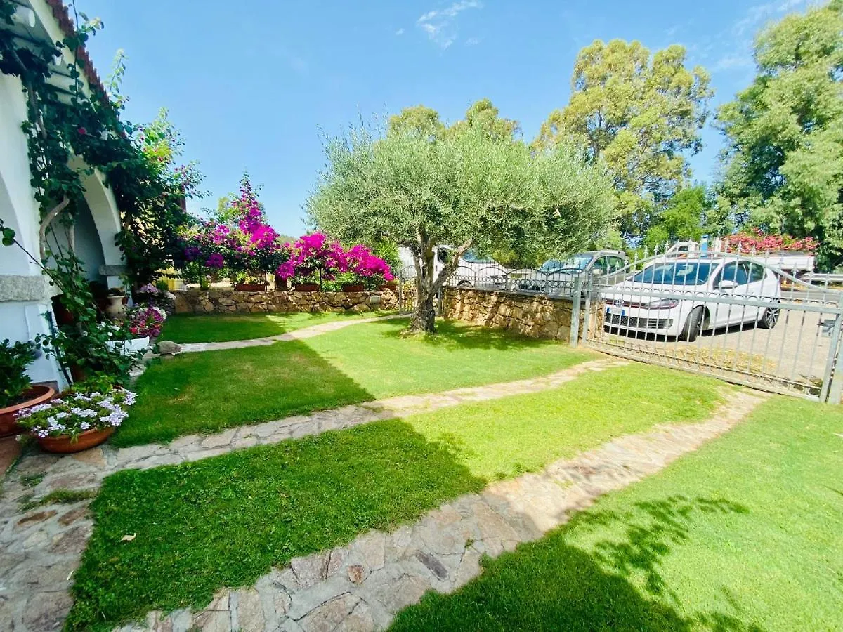 סאן תאודורו Villetta Todde Con Piscina דירה סאן תאודורו
