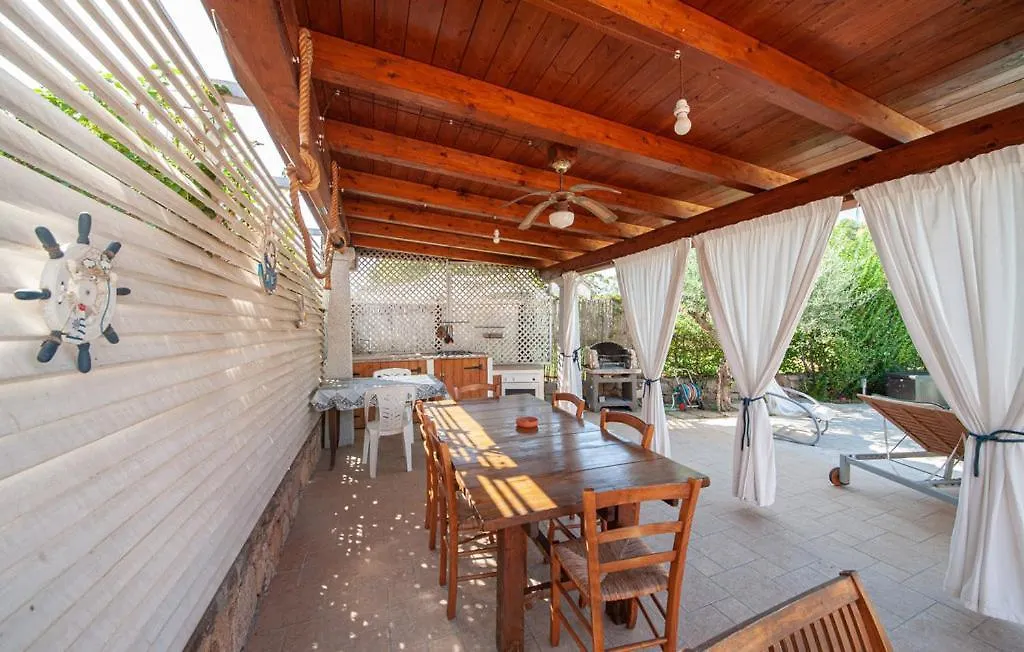 סאן תאודורו Villetta Todde Con Piscina סאן תאודורו