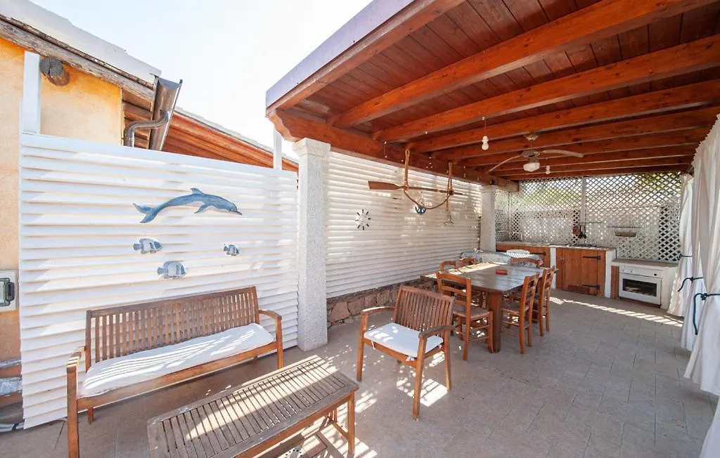 סאן תאודורו Villetta Todde Con Piscina
